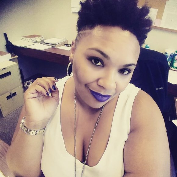 Meet your Posher, Trisha - Picture 4 of 4